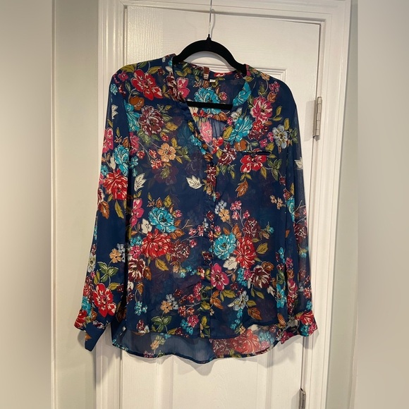 Kut from the Kloth Tops - Kut From The Kloth Size MP Navy Blue Floral Sheer Long Sleeve Button Down Top